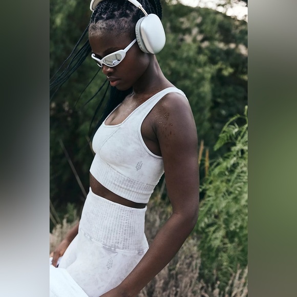 Free People Good Karma grey Bra and Biker short bundle - Picture 2 of 8